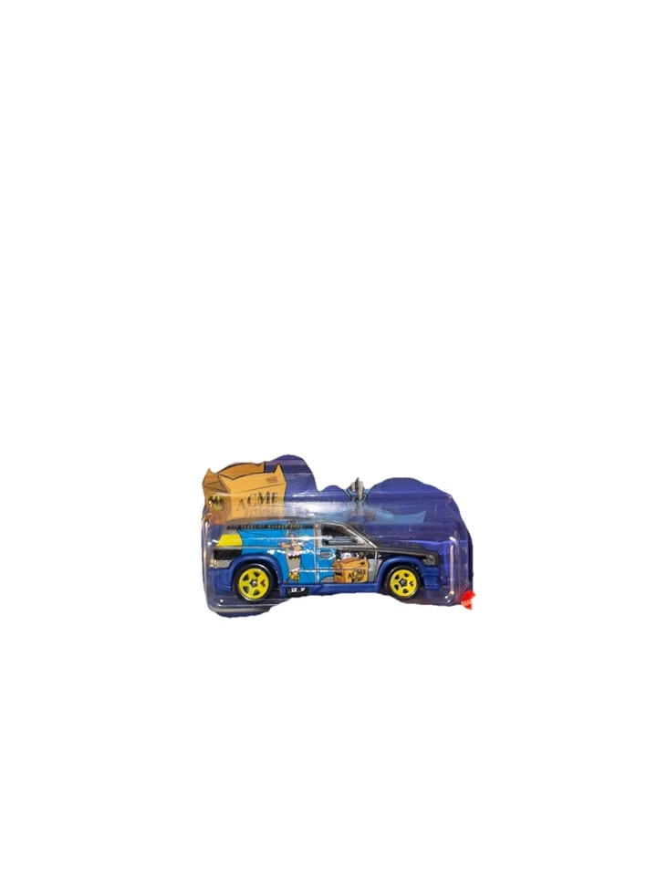 Hot Wheels 2023 Warner Bros Fandango 100-летний юбилей Batman масштаб 2/5 GDG83 - Изображение 2 из 4