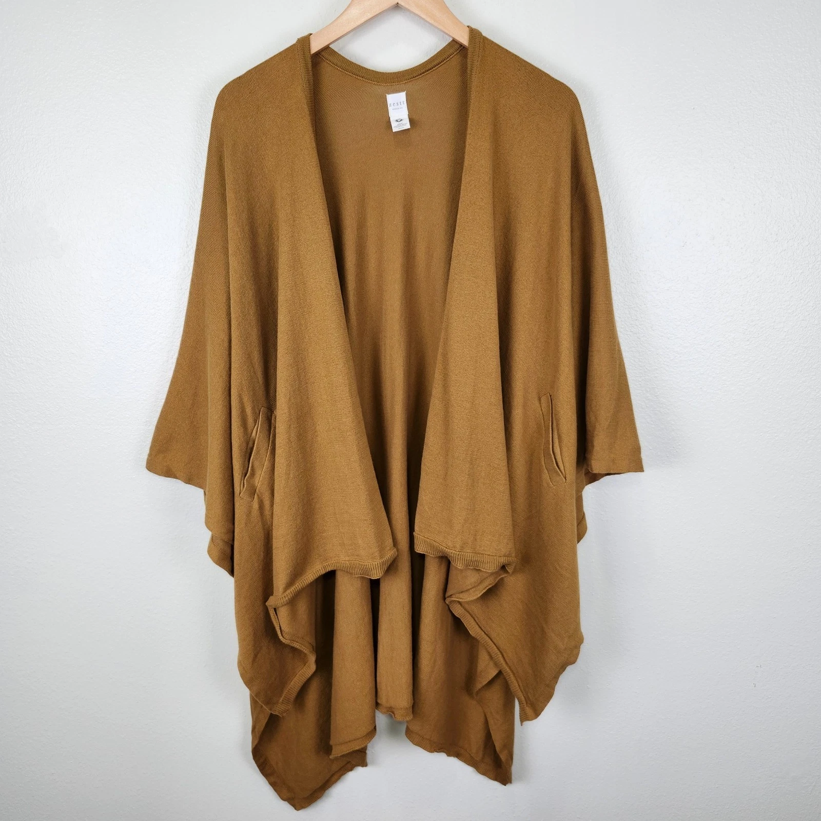 Zestt Organics Shawl Womens O/S Brown Open Cardigan Poncho Pockets Travel