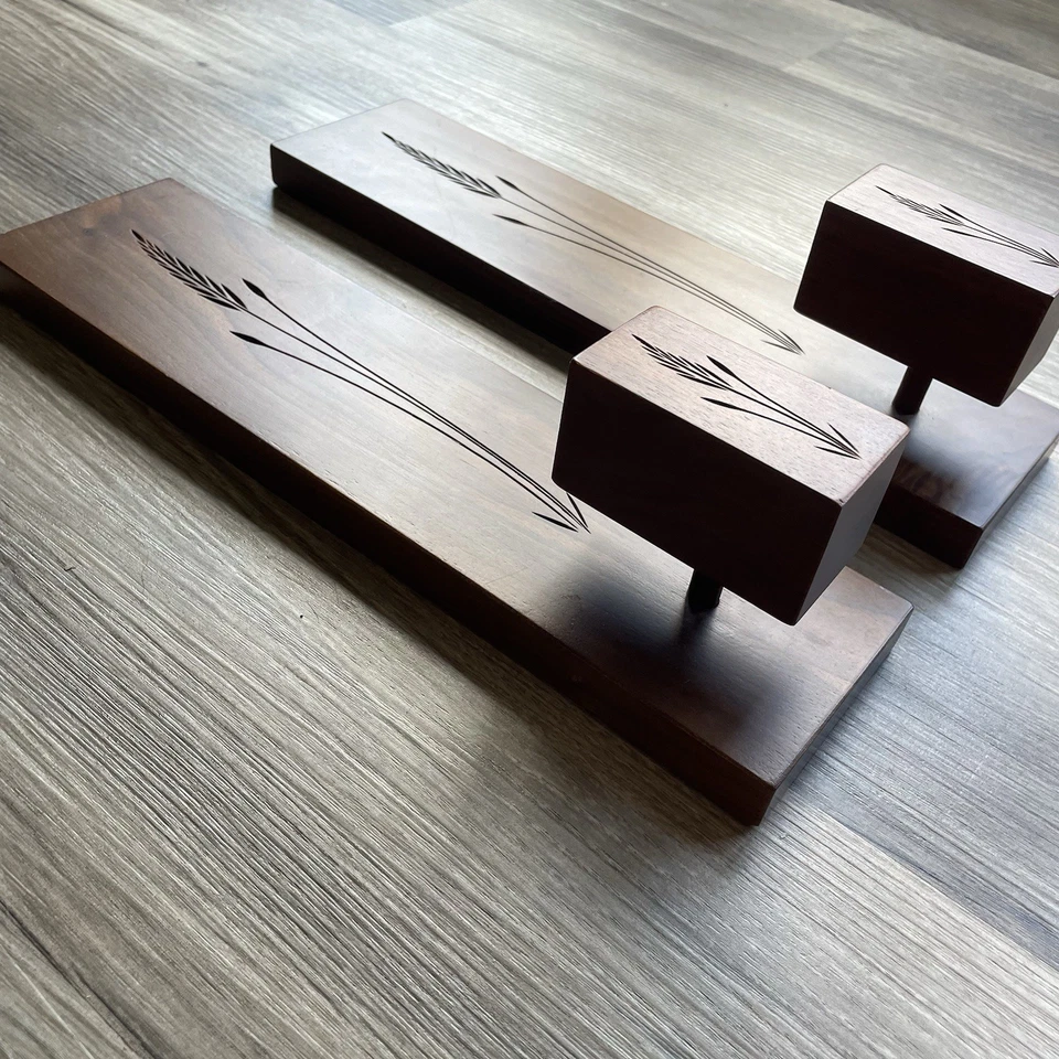 Juego de dos candelabros de madera para colgar en la pared trigo grabado MCM Foto 3 de 4