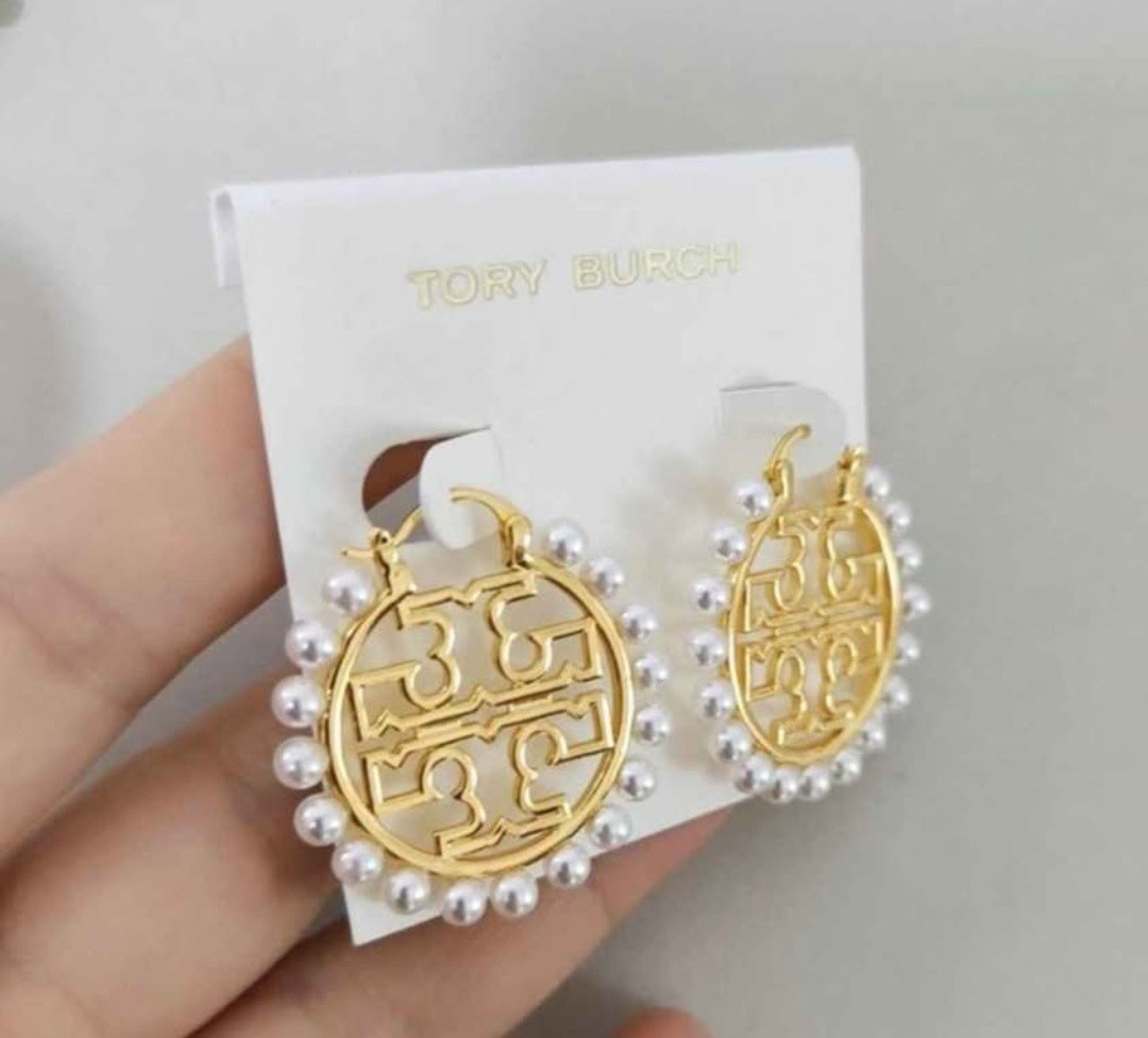 Tory Burch Gold Tone Hoop Earrings Pearl Accents Round Lobe thumbnail 3