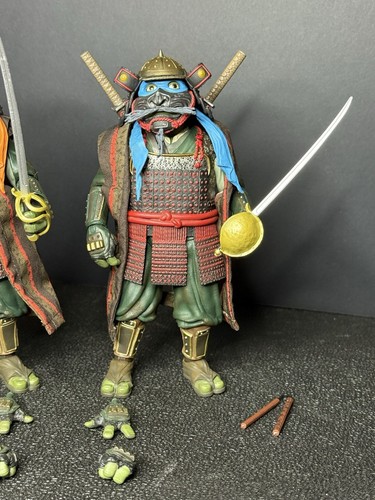 NECA Teenage Mutant Ninja Turtles III Miguel Ángel y Leonardo Paquete de 2 Set - Imagen 3 de 5
