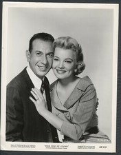 JOSE FERRER GENA ROWLANDS in High Cost Of Loving '58 HAND ON CHEST