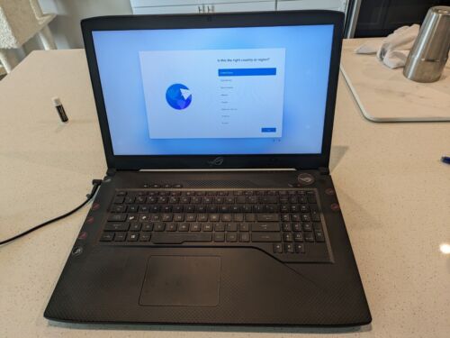 ASUS GL703GE-IS74 Rog STRIX 17.3in Intel Core i7-8750H 16GB RAM 256GB SSD + - Picture 1 of 7