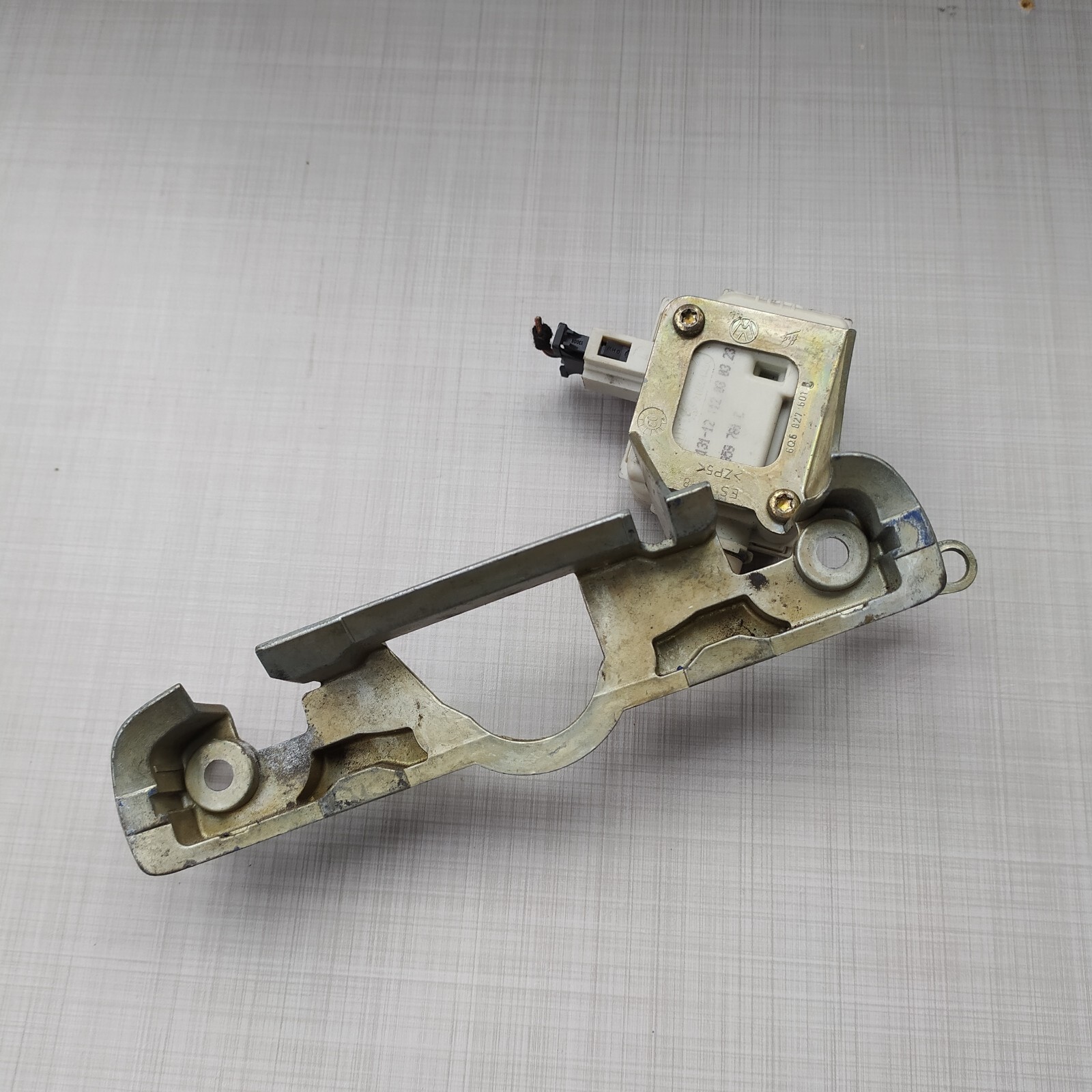 Heckklappengriff VW Polo 9n 6Q6827601B 01-05 Tailgate Handle  