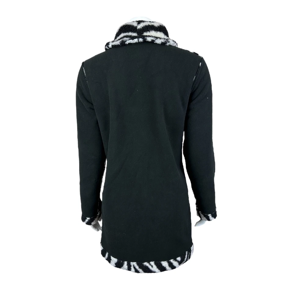 Abrigo Susan Graver Fin de Semana Reversible Sherpa y Polar Polar Polar Vellón Cebra/Negro Talla Pequeña Foto 4 de 4
