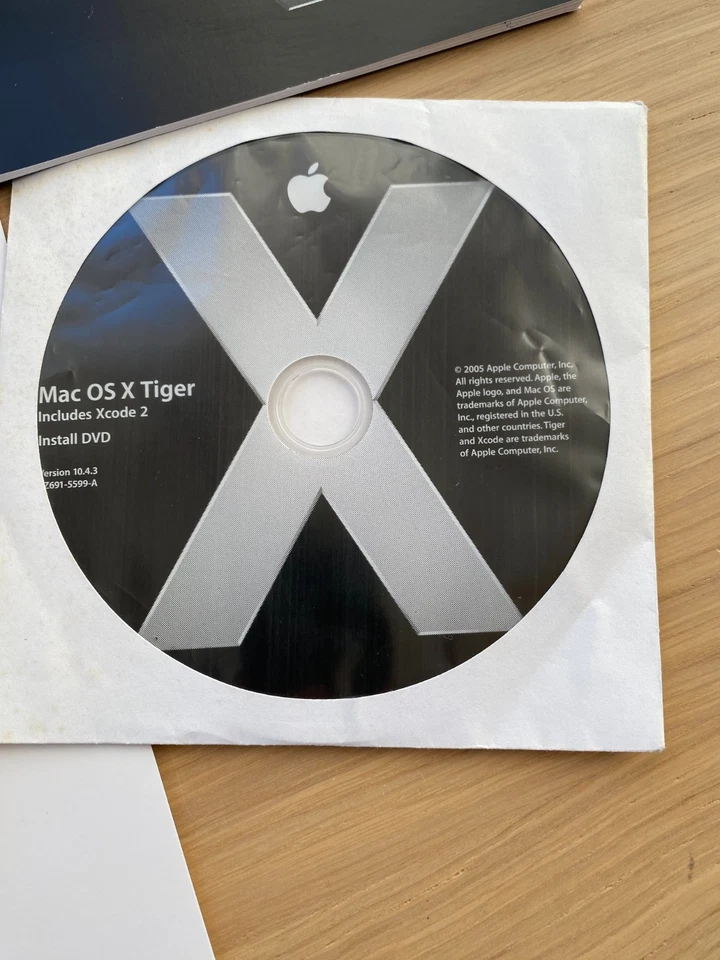 Apple Mac OS X Tiger 10.4.3 MA190Z/A Retail Boxed Set – Complete – Rare - Image 2 of 4