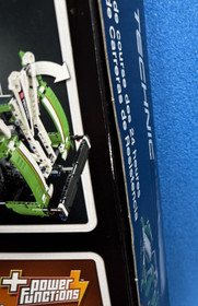 LEGO Technic 24 Hours Of Le Mans Race Car 42039 *NEW SEALED* 2013 Green Racecar