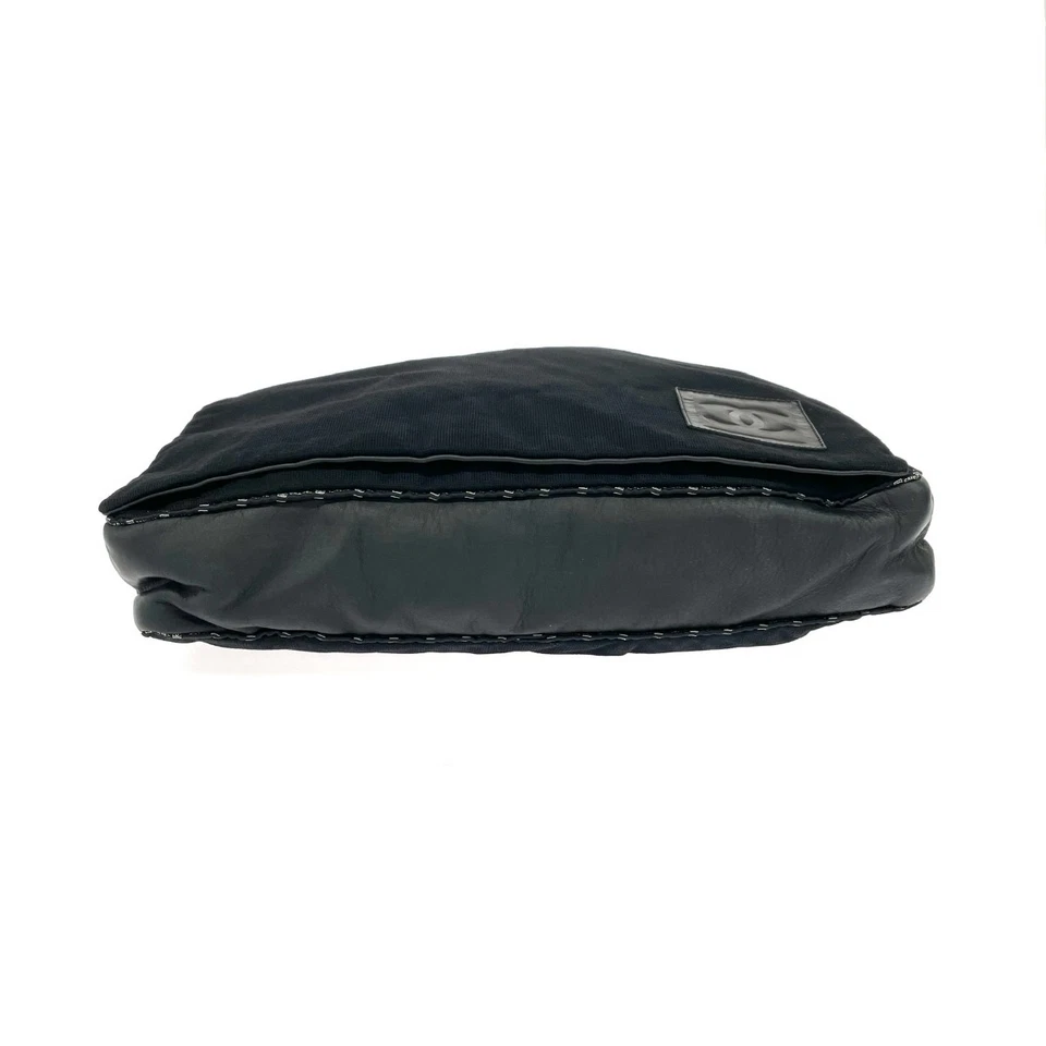 Bolso Mensajero Deportivo CHANEL Grande Solapa Marca Coco Sudor x Cuero 432322 Foto 4 de 4