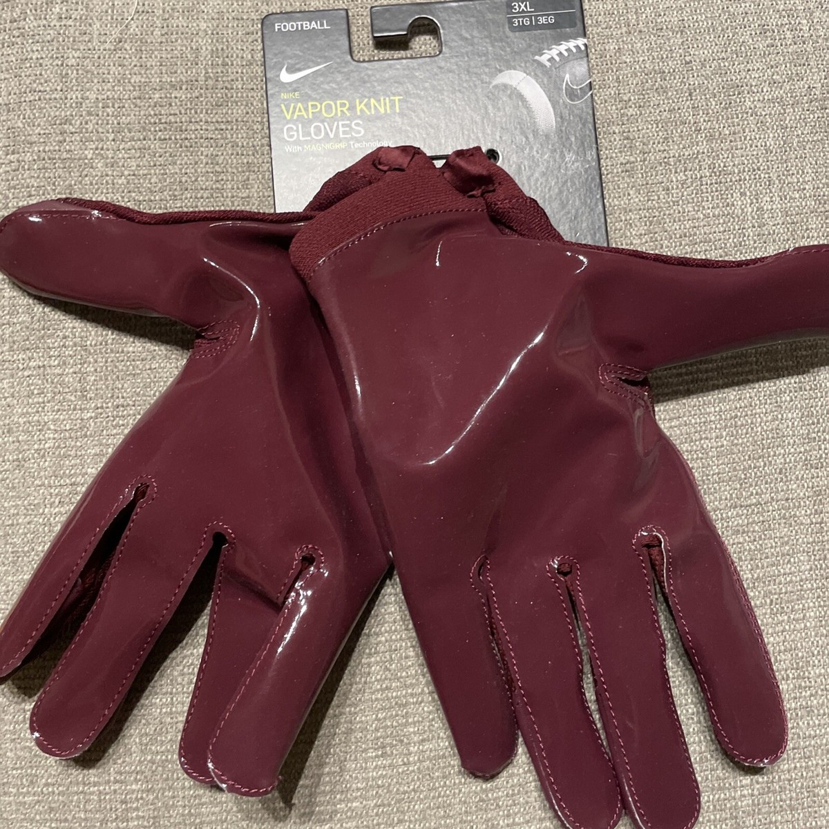 アメフト NIKE VAPOR KNIT グローブ レッド 【新品】 NIKE VAPOR KNIT FOOTBALL GLOVES with MAGNAGRIP RED/WHITE