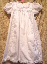 Vintage ALEXIS size 3 Months white with lace long baby dress baptism gown NICE 