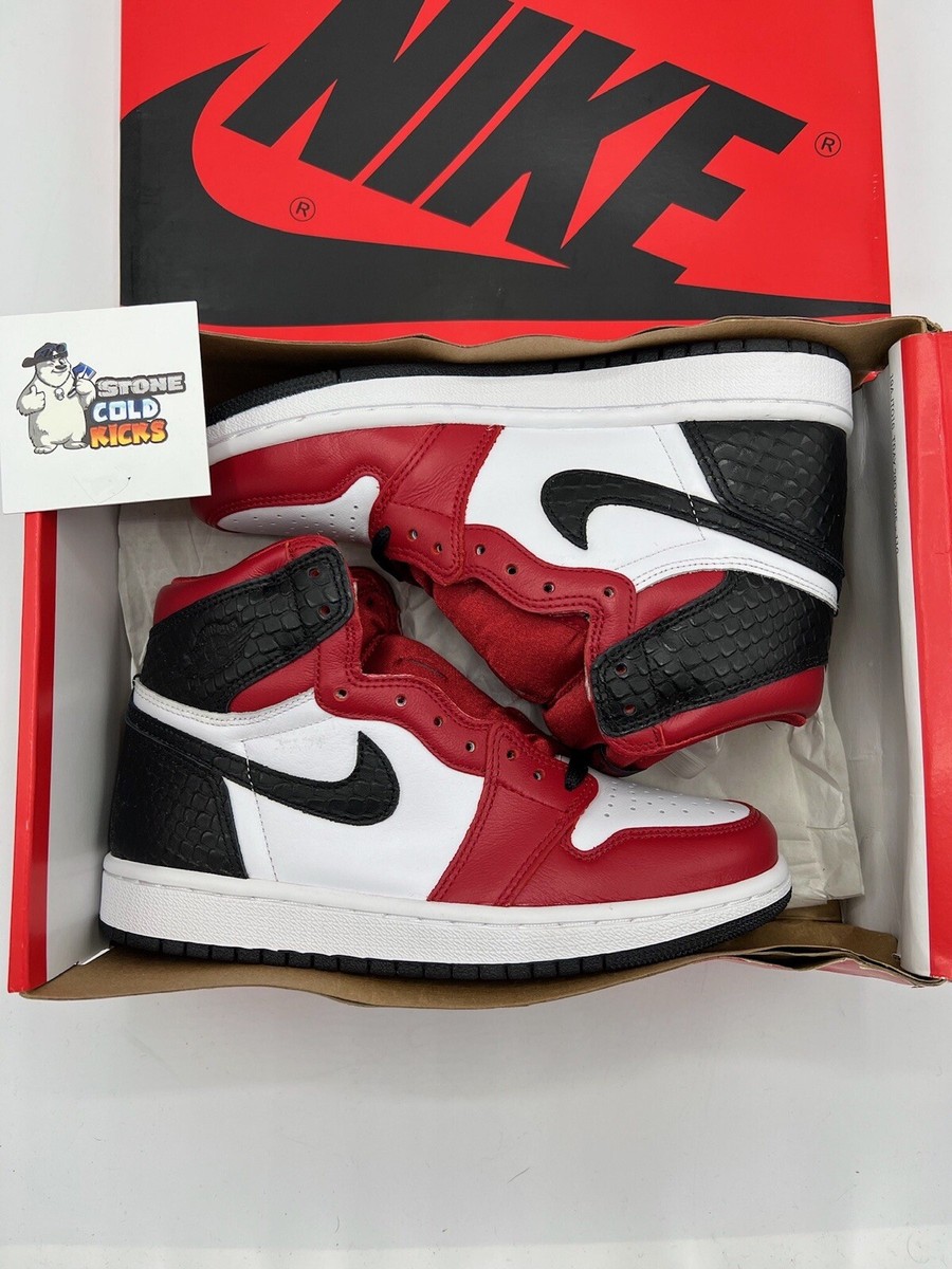 Nike Air Jordan 1 High OG Satin Snake Chicago Size 5.5 Women  display picture 1