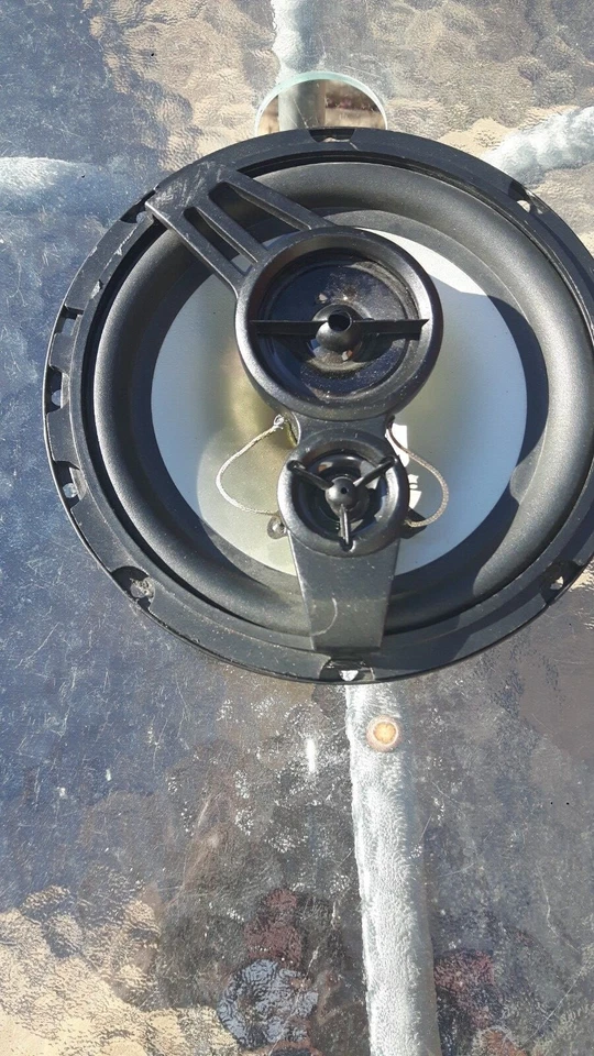 Altavoz Audiobahn AS65 240 VATIOS  Foto 2 de 4