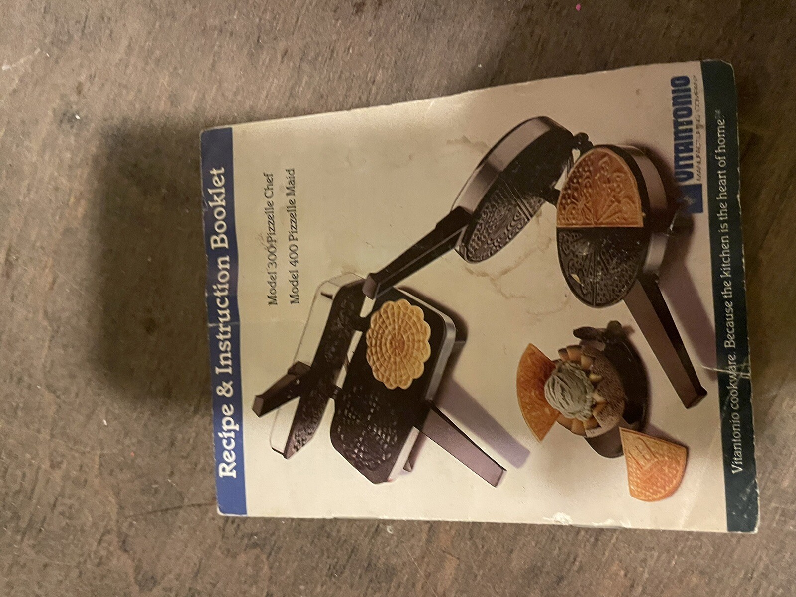 Vintage Vitantonio Pizzelle Maid Model 400NS Nonstick Pizzelle Maker