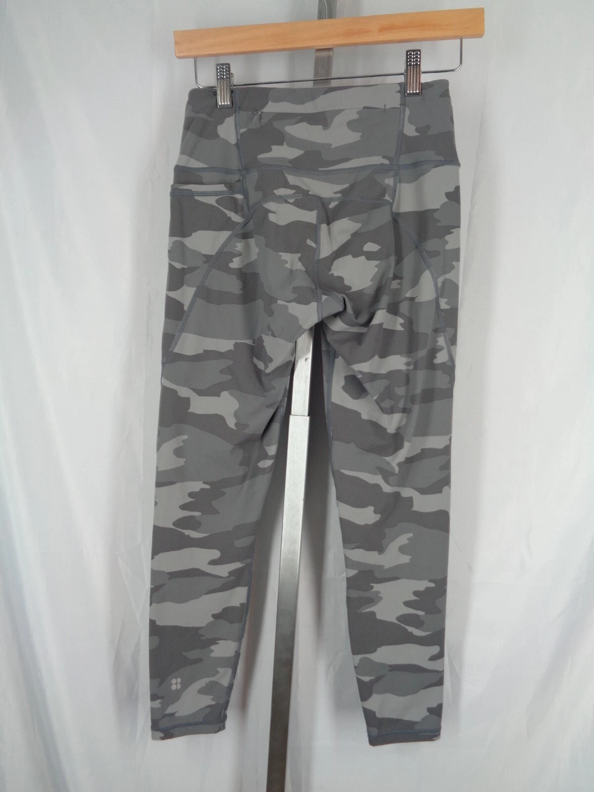 sweaty-betty camo power 7/8 length leggings