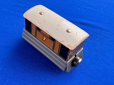 TOBY  (1994) FLAT MAGNETS Vintage Thomas & Friends Wooden Trains