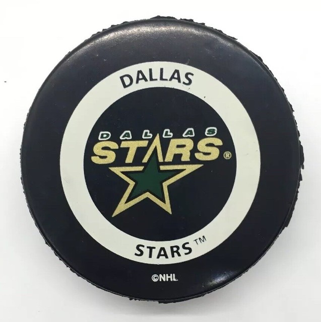 20002002 DALLAS STARS Official Game Hockey Puck In Glas Co GAME PUCK