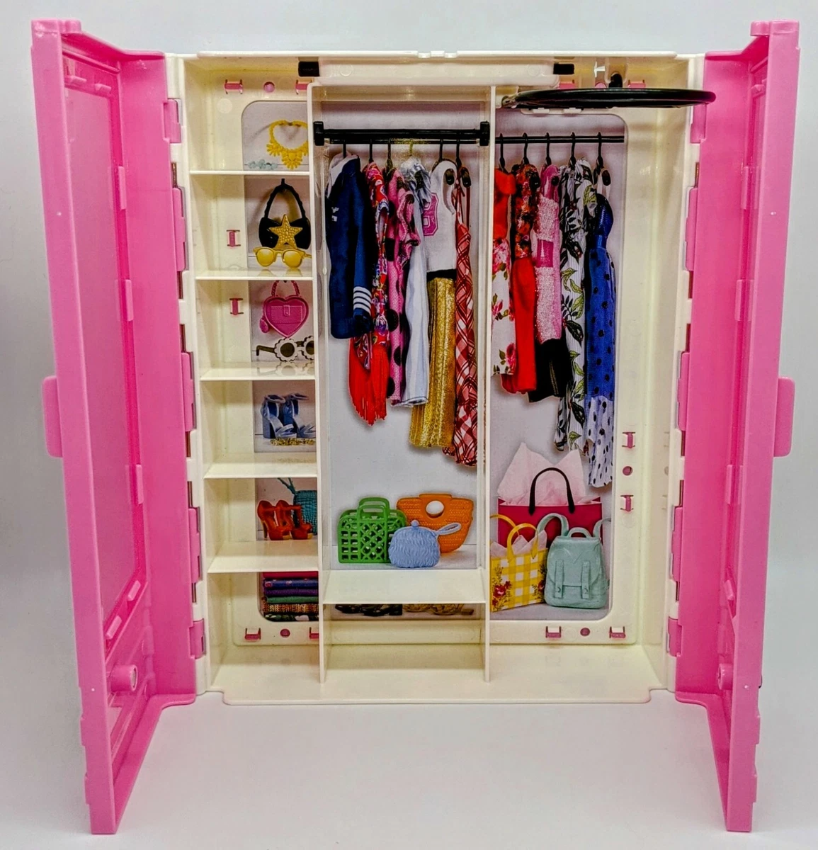 Barbie Ultimate Fashionista Hot Pink Storage Clothing Closet