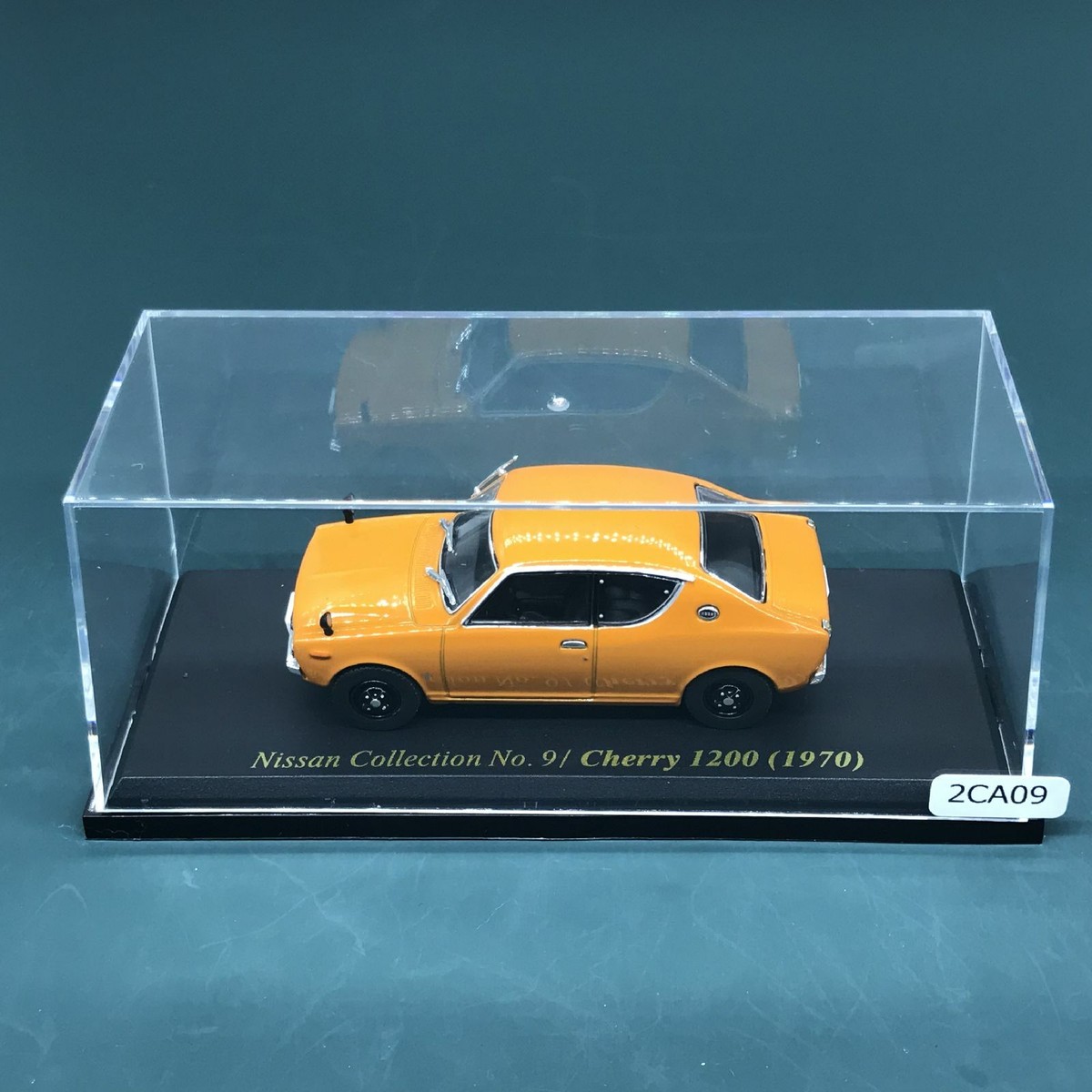 Mini Car Nissan Cherry 1200 1970 Orange 1/43 Scale Box Display
