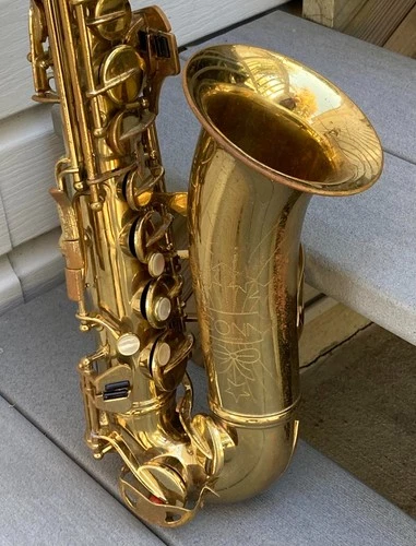 Conn Shooting Star USA Saxophone Alto Serial # N-113580