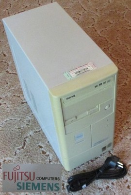 Retro PC Fujitsu Siemens /Intel Celeron(TM) 800MHz.