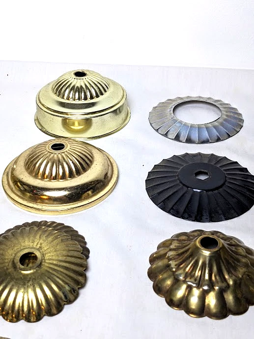 Vintage Metal/Brass Lamp Parts Lot 29PCs/1Kg – Canopies, Bobeches, Caps & Covers - Image 4 of 4