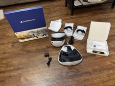 Sony  PS VR2 Headset CIB w/ Wireless Charging Dock/Stand For Headset/Controllers