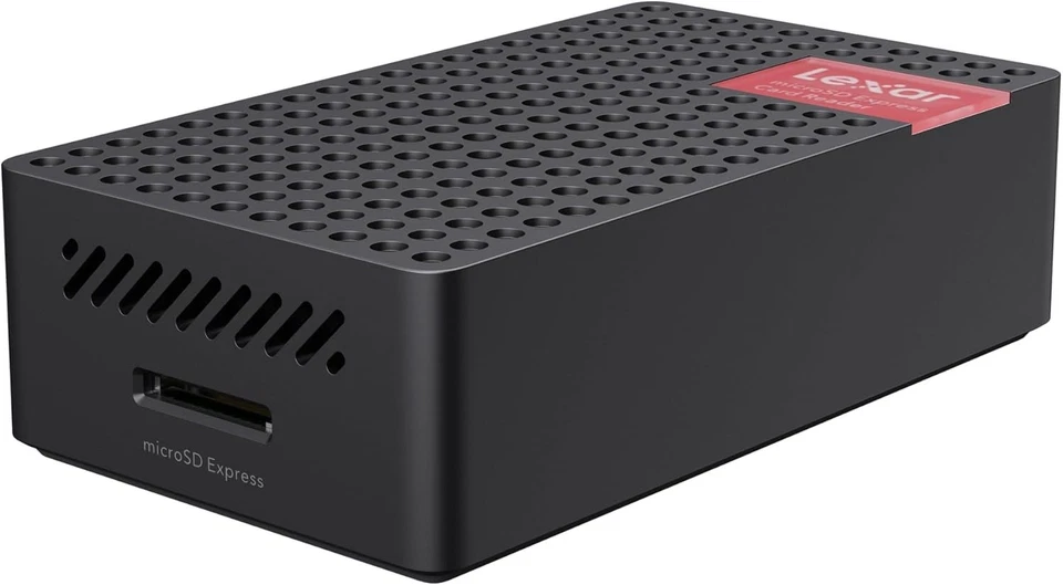 High-Speed MicroSD Reader with Plug & Play Functionality - 900MB/s Transfer - Image 3 of 4