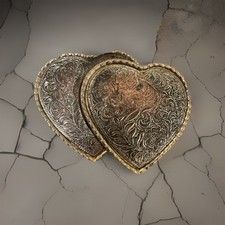 Vintage W USA Double Heart Ladies Belt Buckle