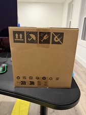 Steam Machine 2TB W/ Steam Controller