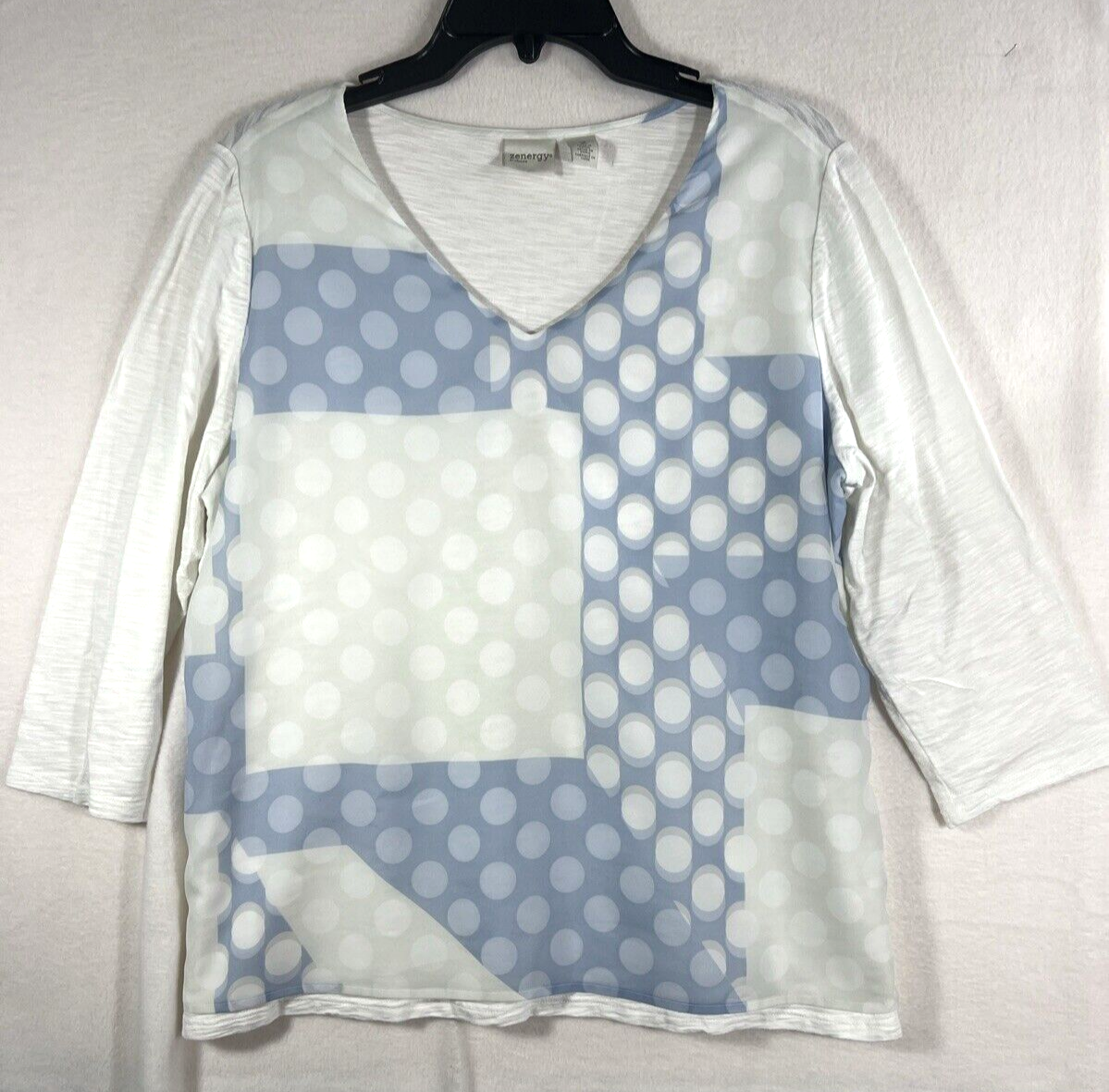 Zenergy by Chico's Women's Size 2 Top 3/4 Sleeve VNeck White Blue