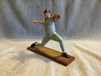 2000 Salvino Prestige ROGER CLEMENS 6” PORCELAIN Figure NEW YORK