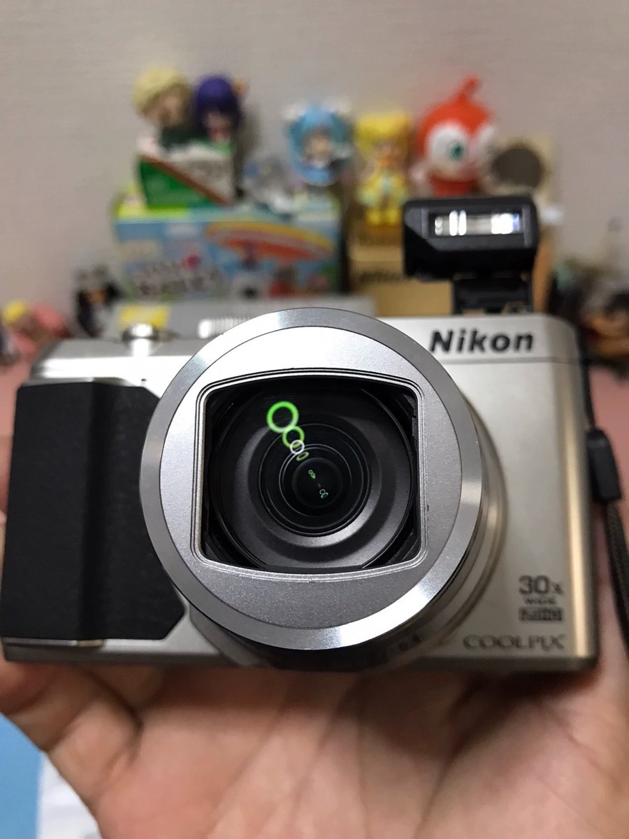 Nikon COOLPIX S9900 Compact Digital Camera working condition