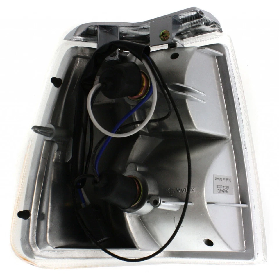 For 1986-1993 Volvo 240 Parking Signal Light Pair Driver & Passenger Side - Image 3 of 4