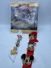 7 Vtg Walt Disney Pins Disney Characters Ect Nice Lot of Pins — photo 1