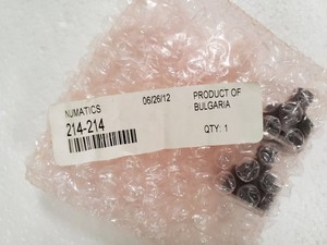 Numatics 214-214 Pressure Gauges (2)