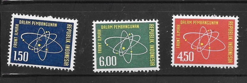 INDONESIA #578-80 1962 MNH XF MINT OLD ATOM COMMEMORATIVE/PICTORIAL  STAMP SET