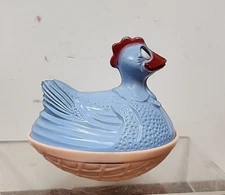 VINTAGE IDEAL PLASTIC CHICKEN ON NEST - PINK & BLUE