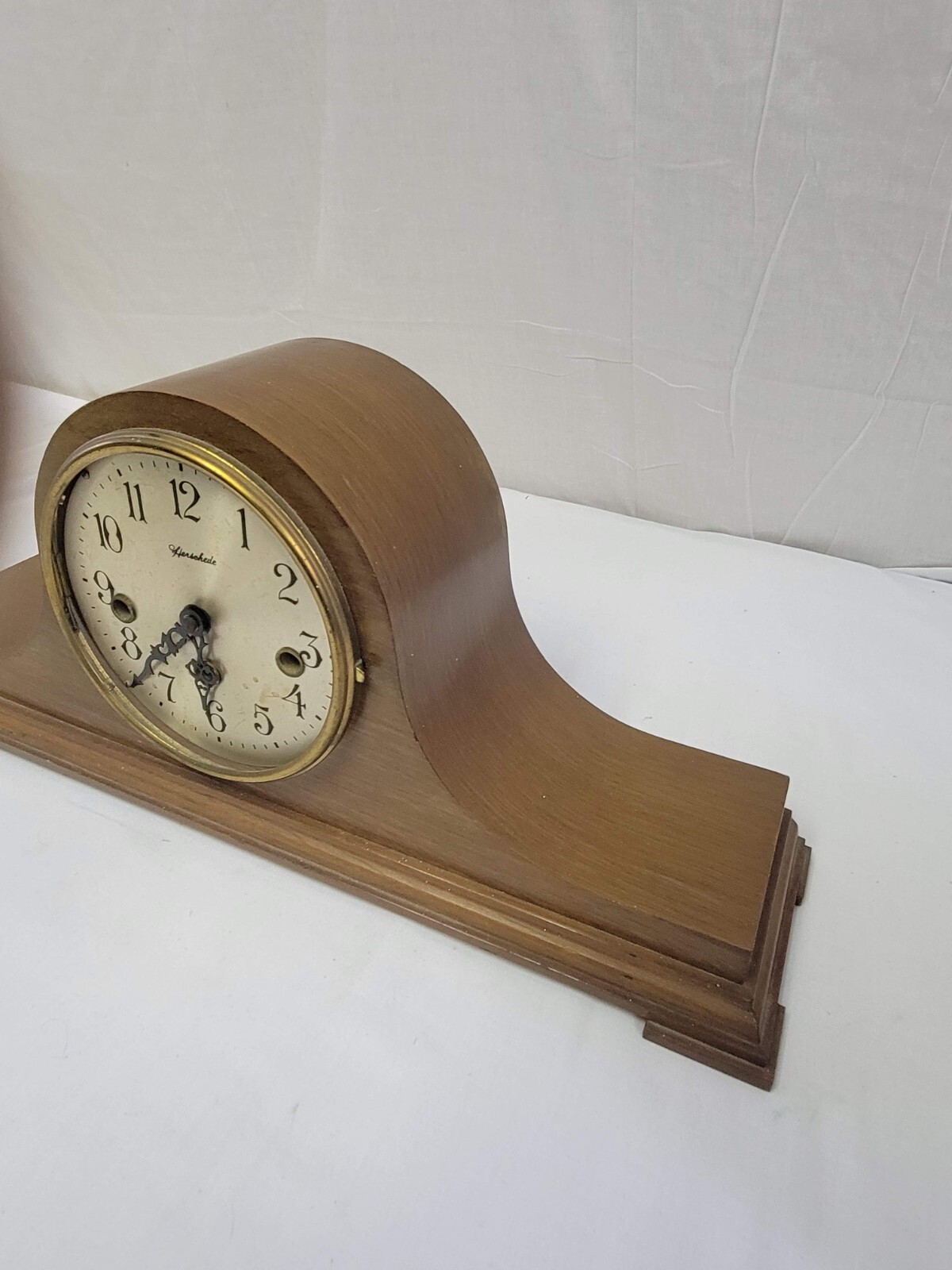 VTG Herschede 8 Day Mantle Clock Westminster Chime Mahogany Case Model 808 & Key