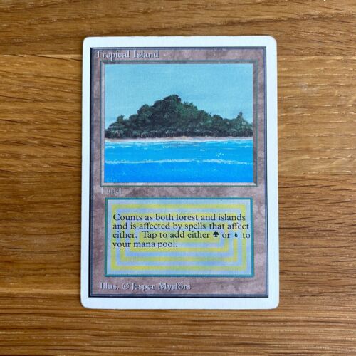 1x Unlimited Tropical Island MTG - Picture 1 of 2