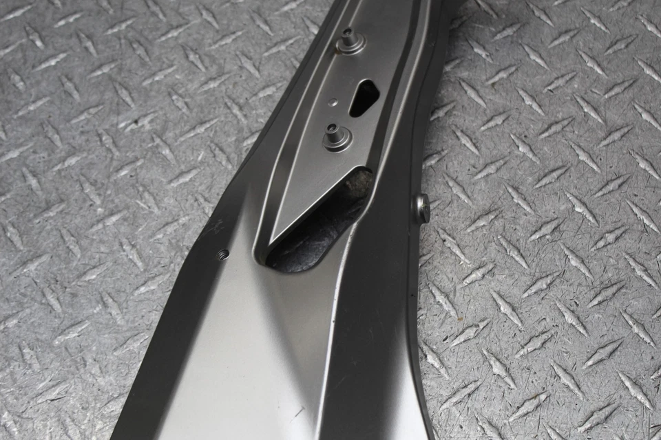 Honda Interceptor 800 VFR800 2015 subchasis trasero derecho subchasis trasero Foto 4 de 4