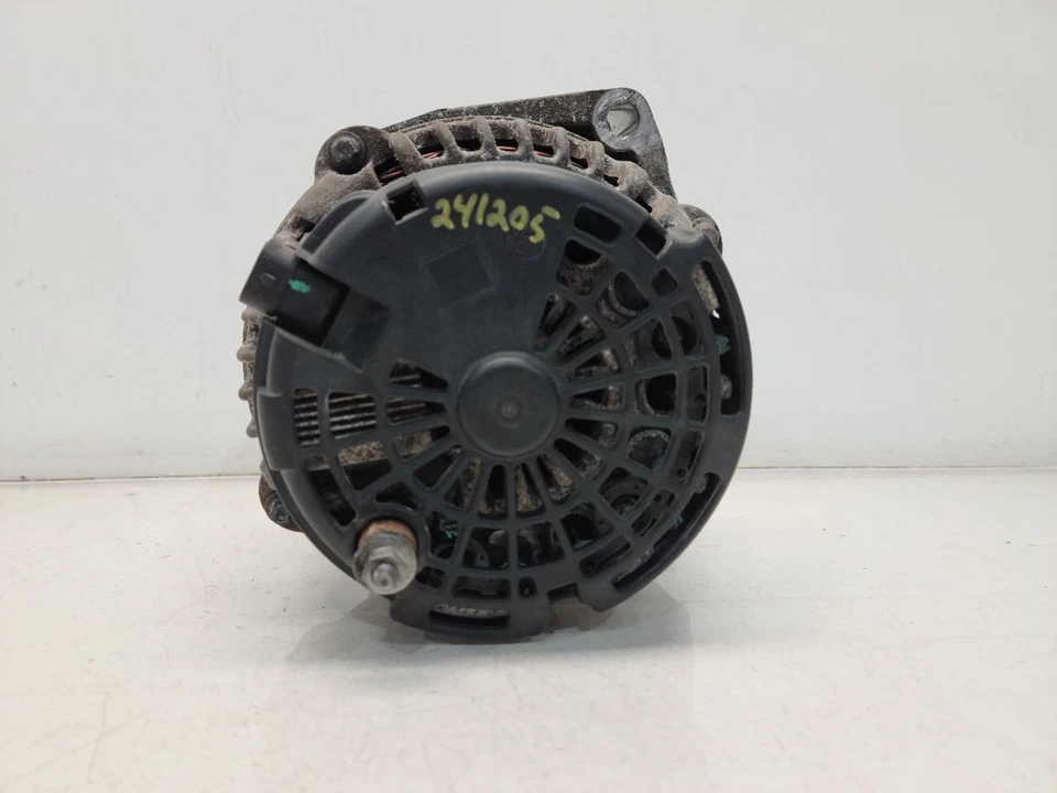 Alternador Chevrolet Silverado 2500 2008-14 (6,0 L / AT) - 160 amperios / Opt KW1 Foto 3 de 4