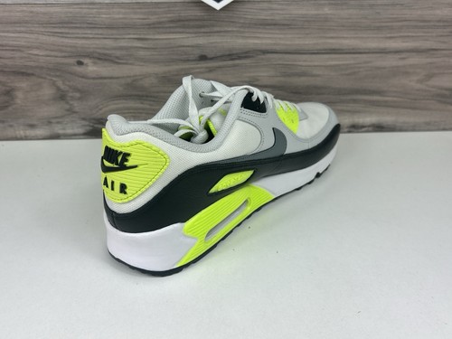 Men's Nike Air Max 90 GTX Gore-Tex "Volt" Green | size 10.5 | FD5810 102 No Lid - Picture 7 of 13