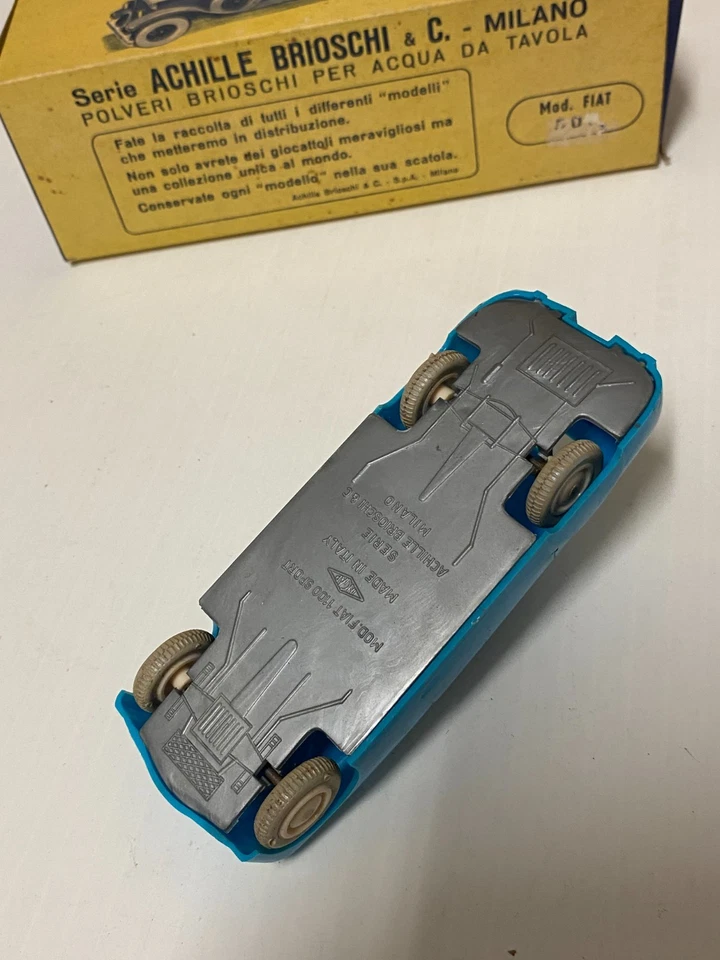 FIAT 1100 Sport INGAP Serie Brioschi blu 1:25 circa nuova con scatola. - Immagine 4 di 4