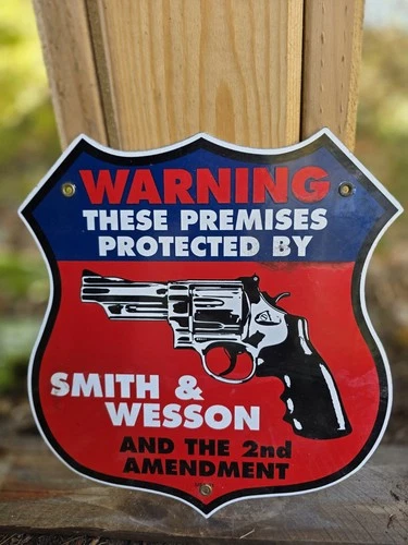 VINTAGE SMITH &WESSON AND THE SECOND AMENDMENT PORCELAIN SIGN 12"x11