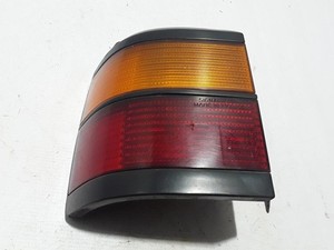 VW PASSAT B3/B4 3A2, 35I Rücklicht hinten links 357945111 1.90 Diesel 22411413
