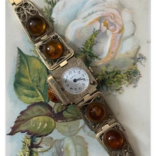 chaika yanka gold tone vintage amber peek a boo soviet ussr watch working winds