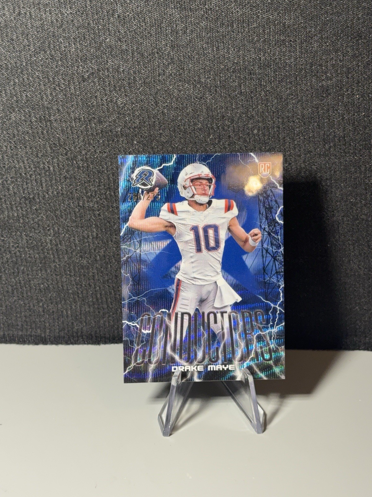 2024 Topps Resurgence Conductors Drake Maye #C-7 Navy Surge Refractor /275 (RC)