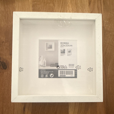 IKEA RIBBA Bilderrahmen 23x23 cm Weiß quadratisch Holz Wandmontage