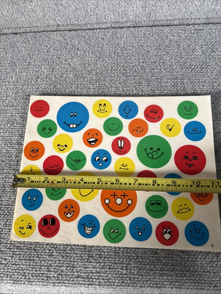 Lote de 12 hojas adhesivas vintage de los 90 Highlights Magazine Goofy Smiley Face Teacher Foto 4 de 4