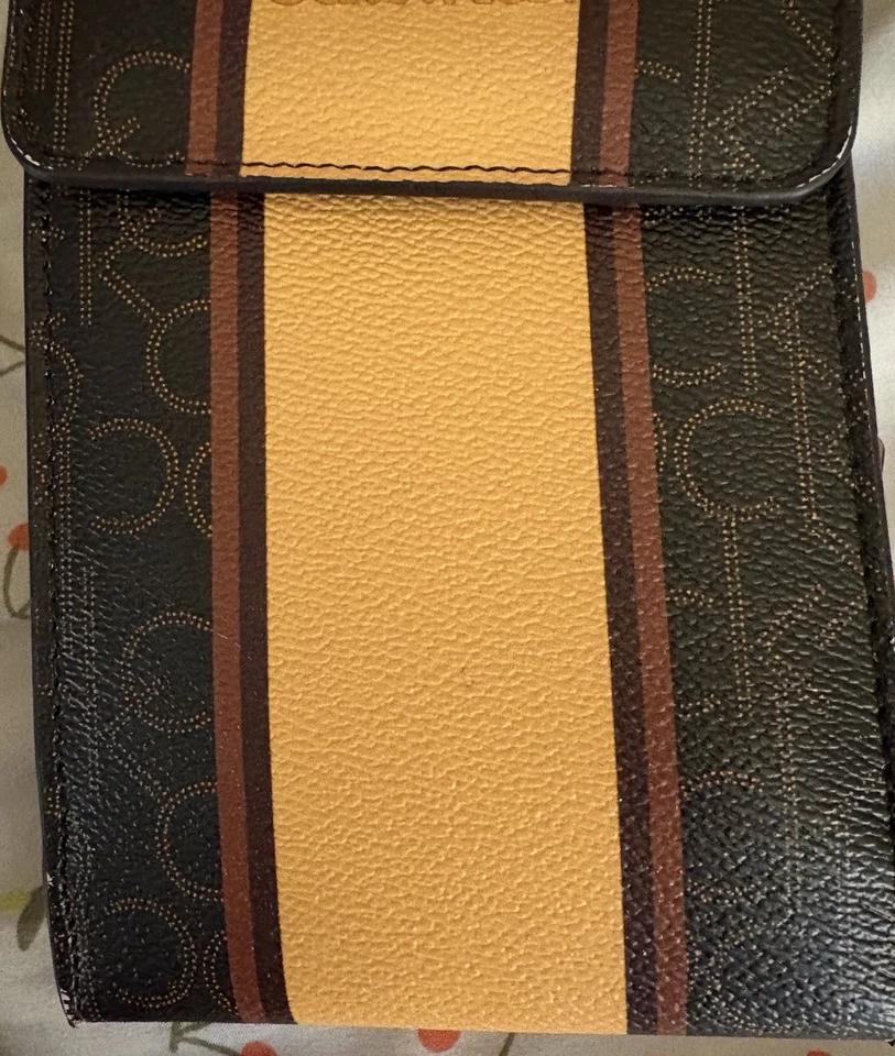 Calvin Klein бумажник через плечо маленький сумочки коричневый/желтый логотип подержанный - Изображение 4 из 4